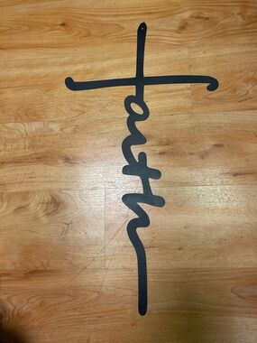 Metal Faith cross wall decor